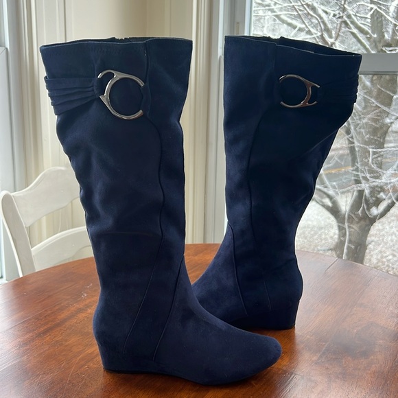 NWT Impo Gitali Stretch Blue Suede Boots - Picture 2 of 8